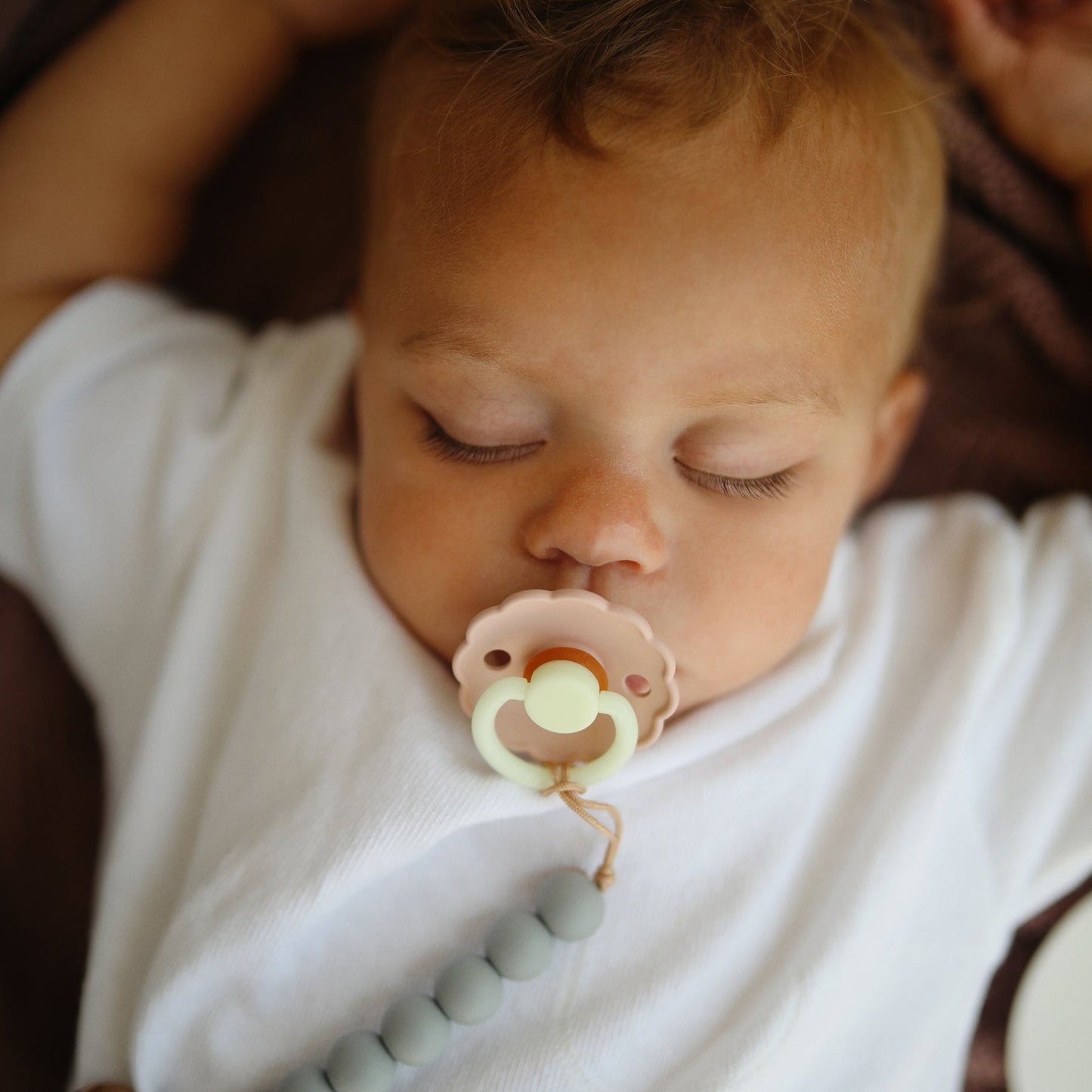 FRIGG Daisy Night Natural Rubber Pacifier 2-Pack