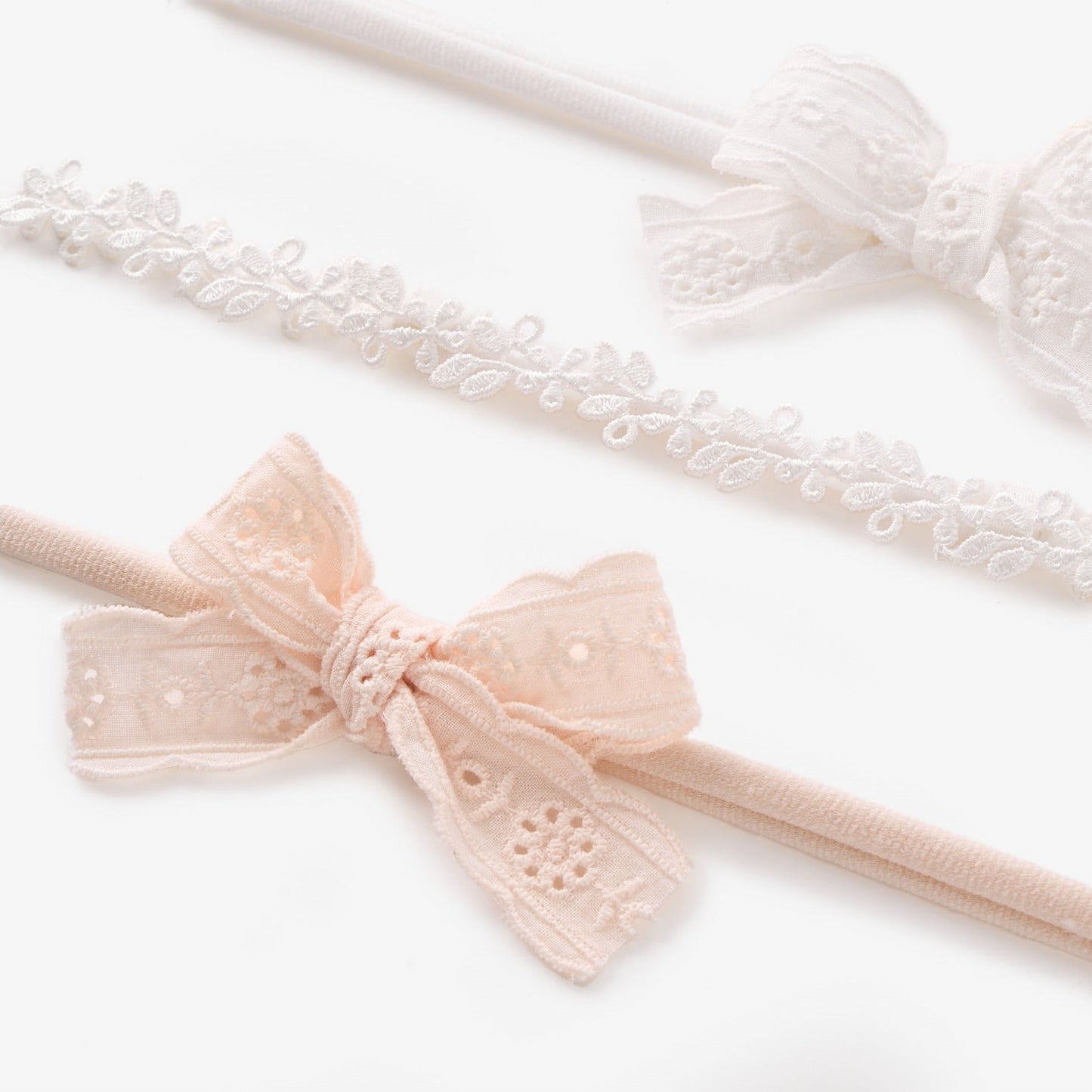 BA - Flower Lace Headband and Eyelet Lace Bow Set